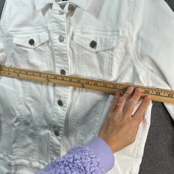 Susan Graver Stretch Denim Size M White Button-Front Frayed Jean Jacket - Picture 8 of 9